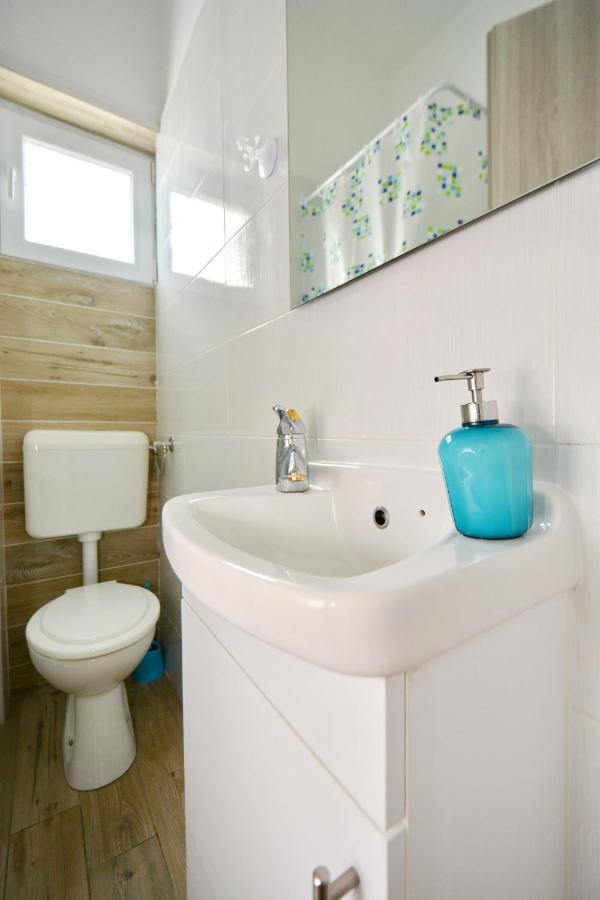 Holiday Home Paulin Обровац Экстерьер фото
