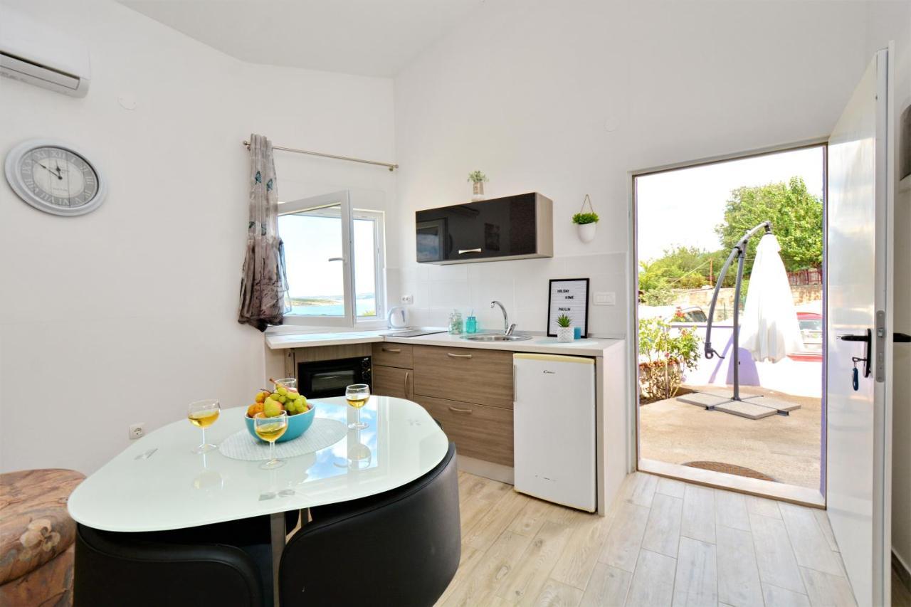 Holiday Home Paulin Обровац Экстерьер фото